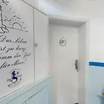 Haus Am Grossbahnhof Whg 1 Apartamento *