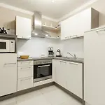 Haus Am Grossbahnhof Whg 1 Apartamento Binz