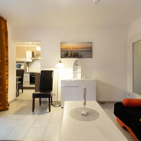 Haus Am Grossbahnhof Whg 1 Binz